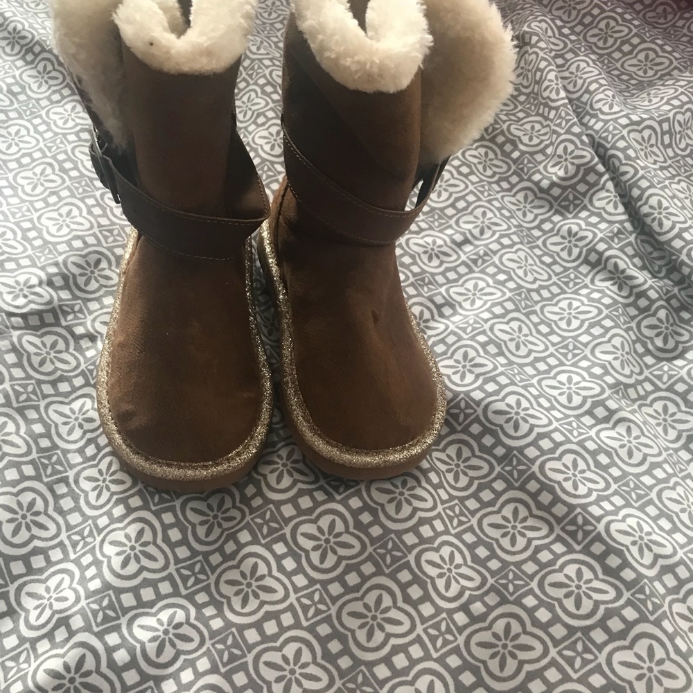 Toddler girl Oshkosh boots